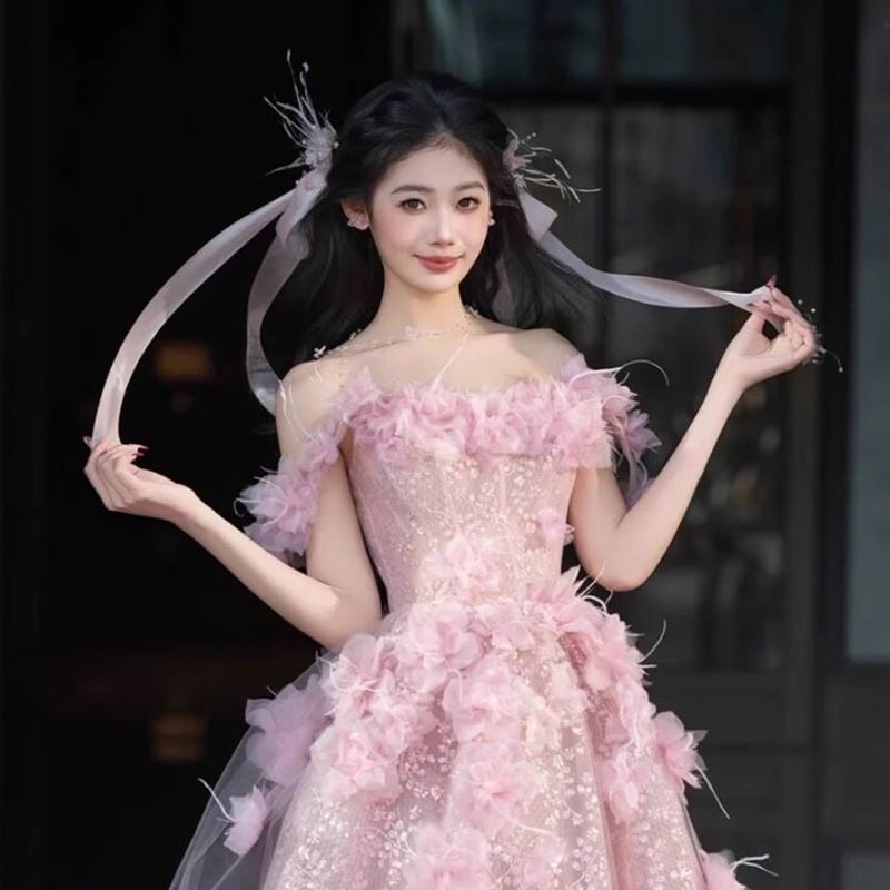 梦幻新款粉色仙气羽毛花朵对夹头饰头花婚礼婚纱新娘礼服在逃公主