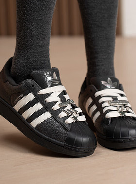 阿迪达斯SUPERSTAR女子贝壳头系带低帮休闲运动鞋耐IH1628 IH1629