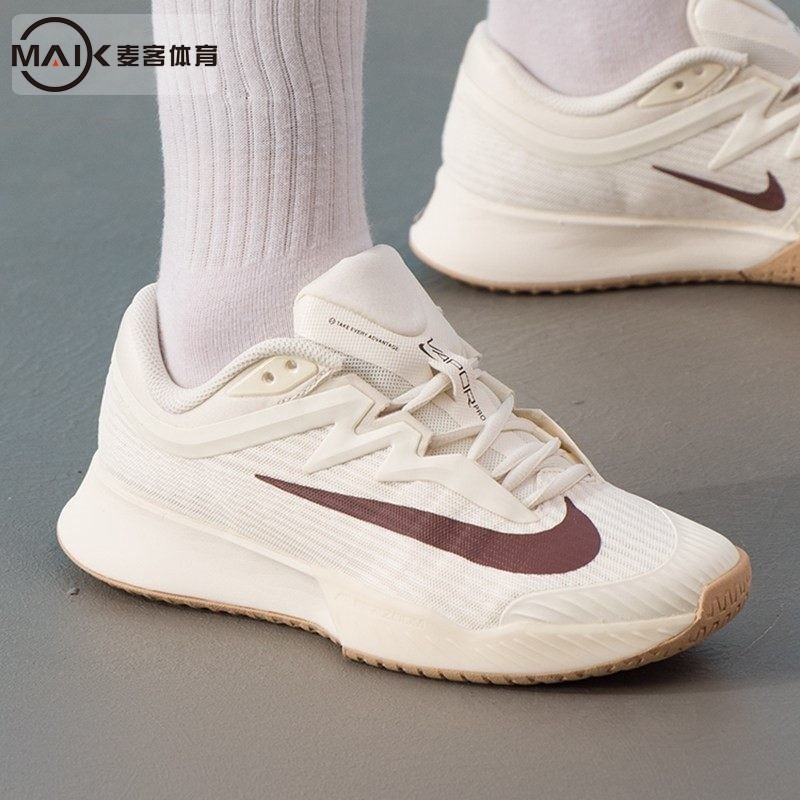 NIKE耐克专业网球鞋女鞋冬轻便运动鞋女士训练鞋FZ2158-109