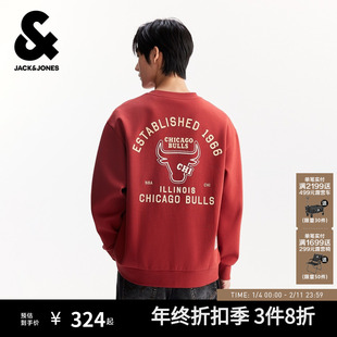 杰克琼斯NBA联名款公牛队男装冬季新款贴布宽松圆领卫衣225433069