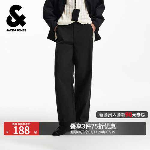 廓形宽腿裤版型；松紧纽扣