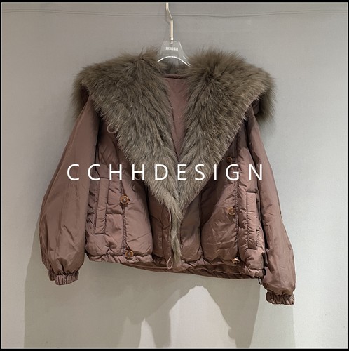 欧洲站女装2025冬季新款气质小众休闲百搭毛领拼接羽绒服洋气外套