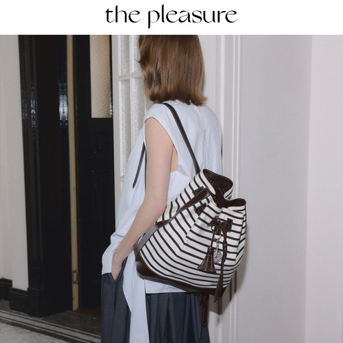 the pleasure新品游牧诗人双肩包条纹帆布拼皮老钱风大容量