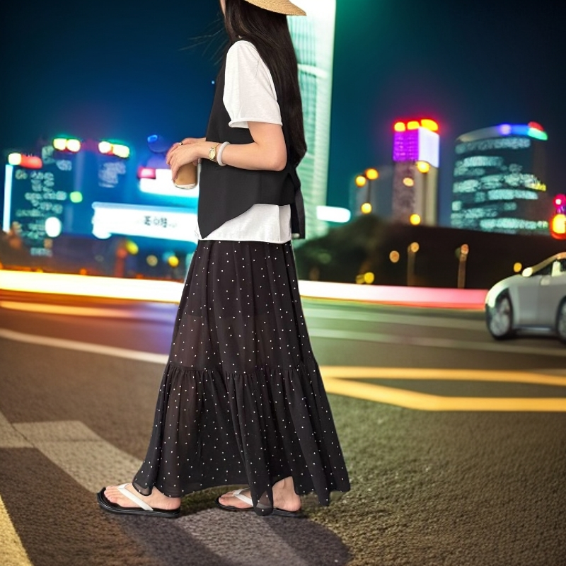 2025波点时尚薄款夏季A字大摆裙子黑色波点显瘦雪纺半身裙灯笼裙
