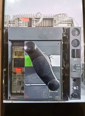 施耐德框架断路器NS800H MlC5.0A 3P3D全新拍前请询价
