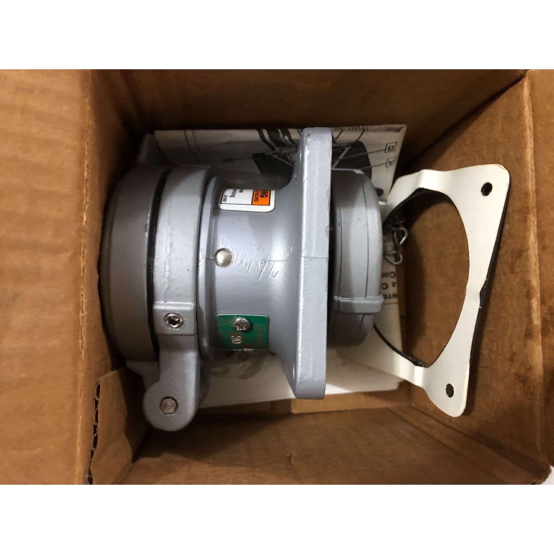 全新原装美国APPLETON插座ADR3033全新拍前请询价