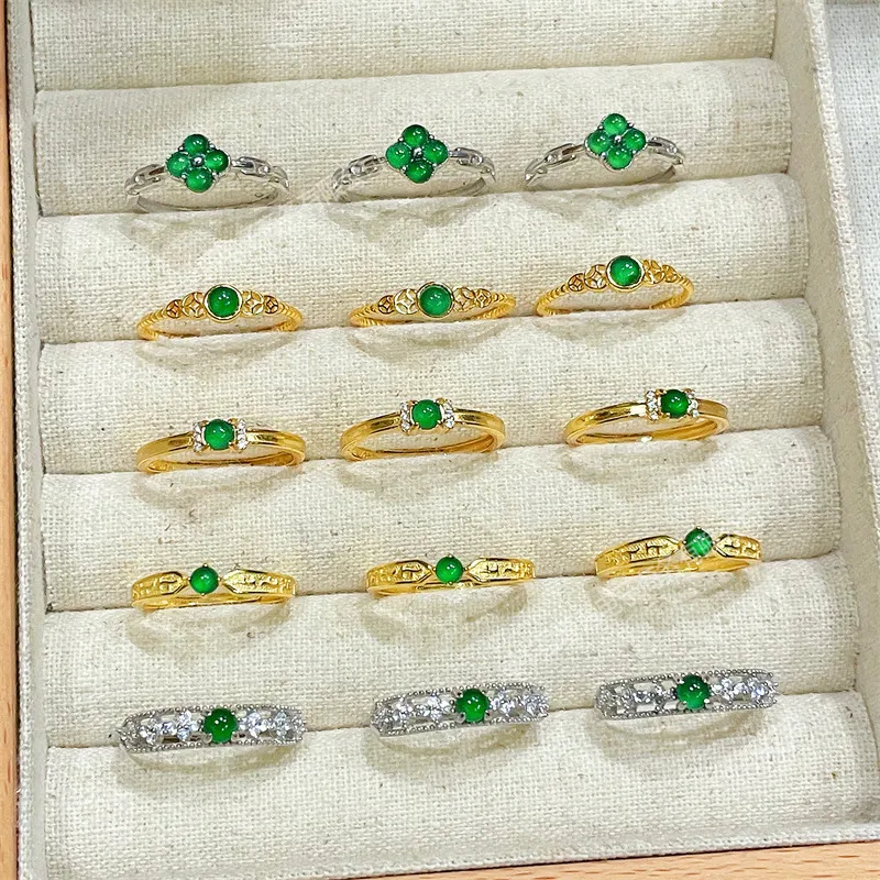 S925银新中式古法金镶嵌危料阳绿翡翠辣绿女士轻奢款开口女戒指