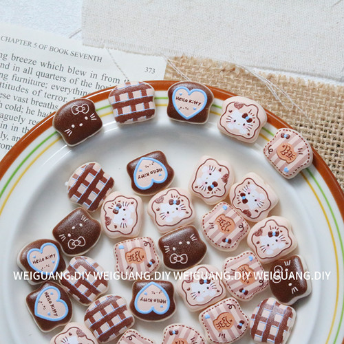 亚克力kitty面包可爱吐司片浮雕diy手机链钥匙扣配件饰品挂件