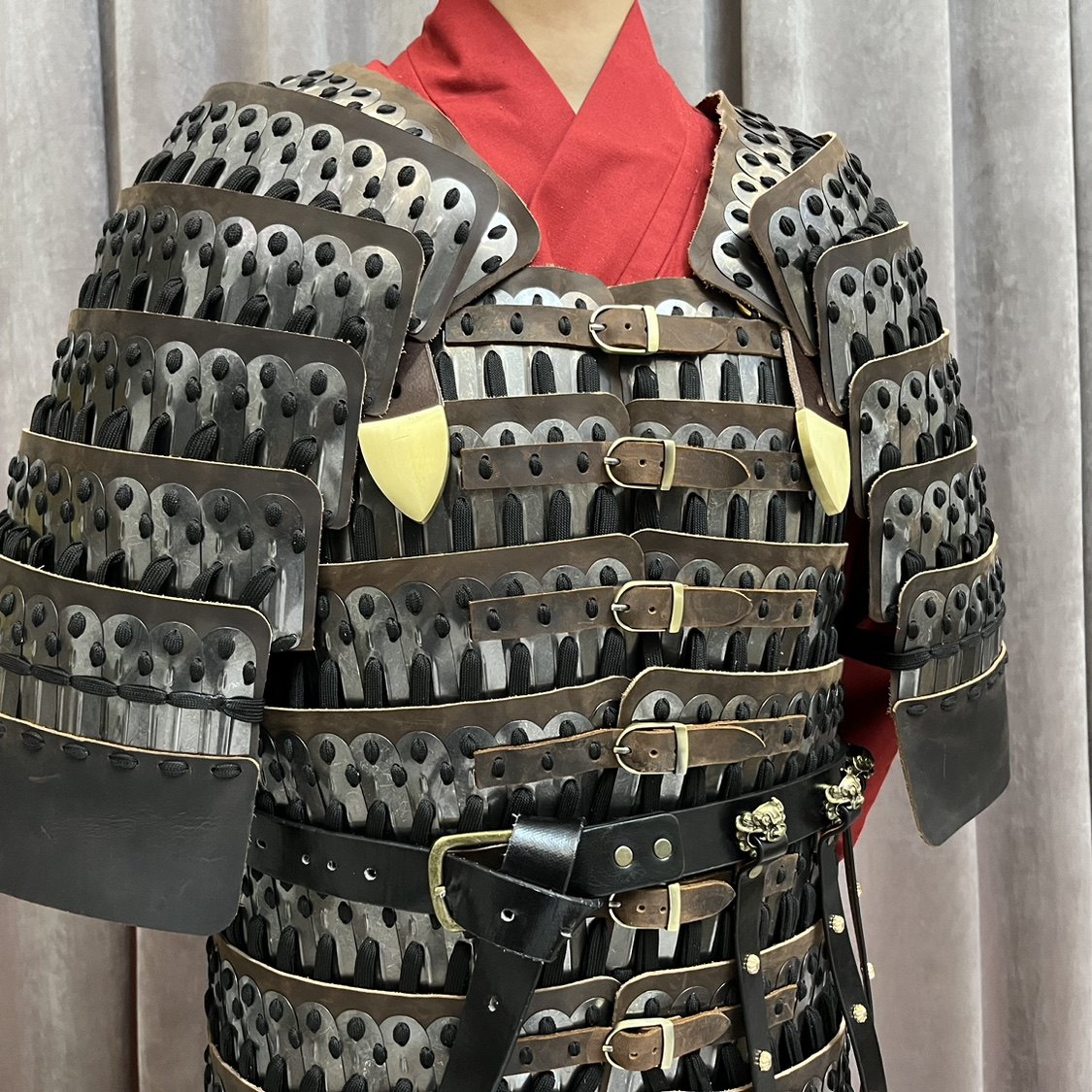 元明代皮铁混合罗圈甲对襟直身甲中国传统甲胄定制盔甲将军铠甲