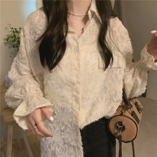 Real price! Apricot lace blouse female design sense of minority chic loose sunscreen shirt