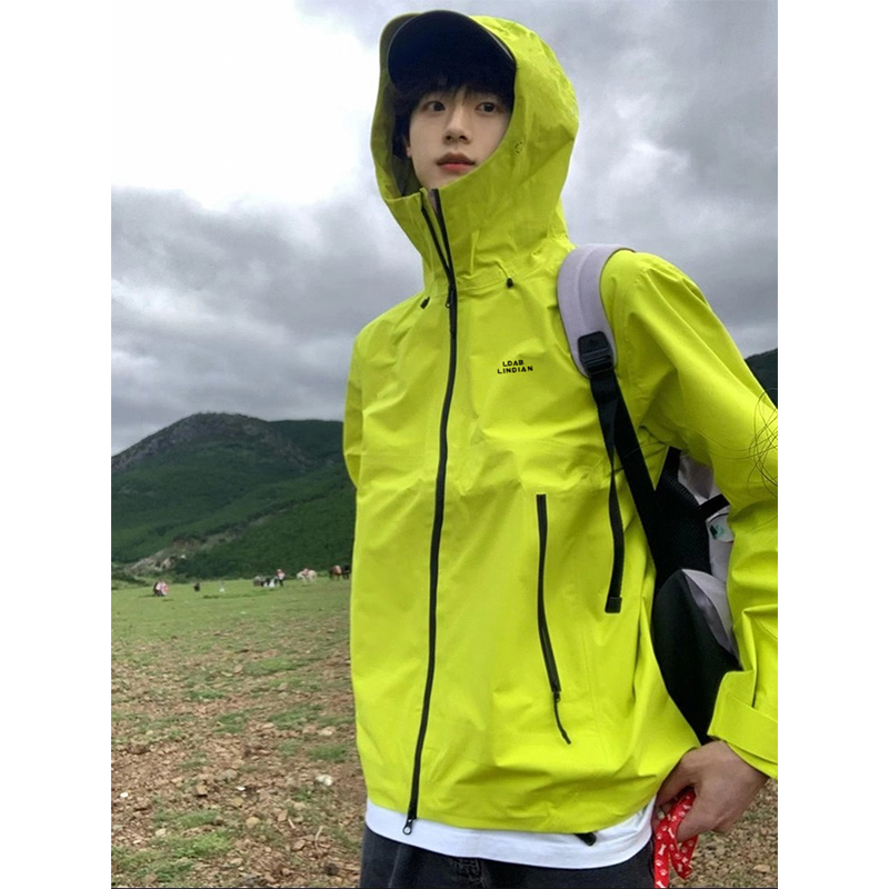 卡盛荧光绿冲锋衣外套男款2025