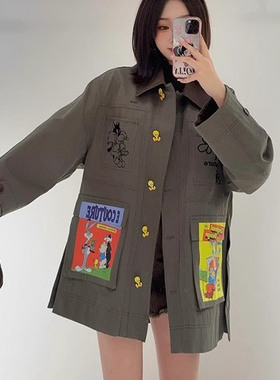 卡盛米奇军绿色工装外套女2025春夏新款美式卡通印花休闲小众夹克