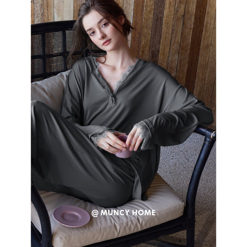 曼系“香软莱赛尔”睡衣套装