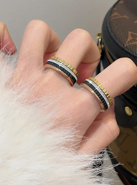 镀18K钛钢食指戒指女冷淡风简约