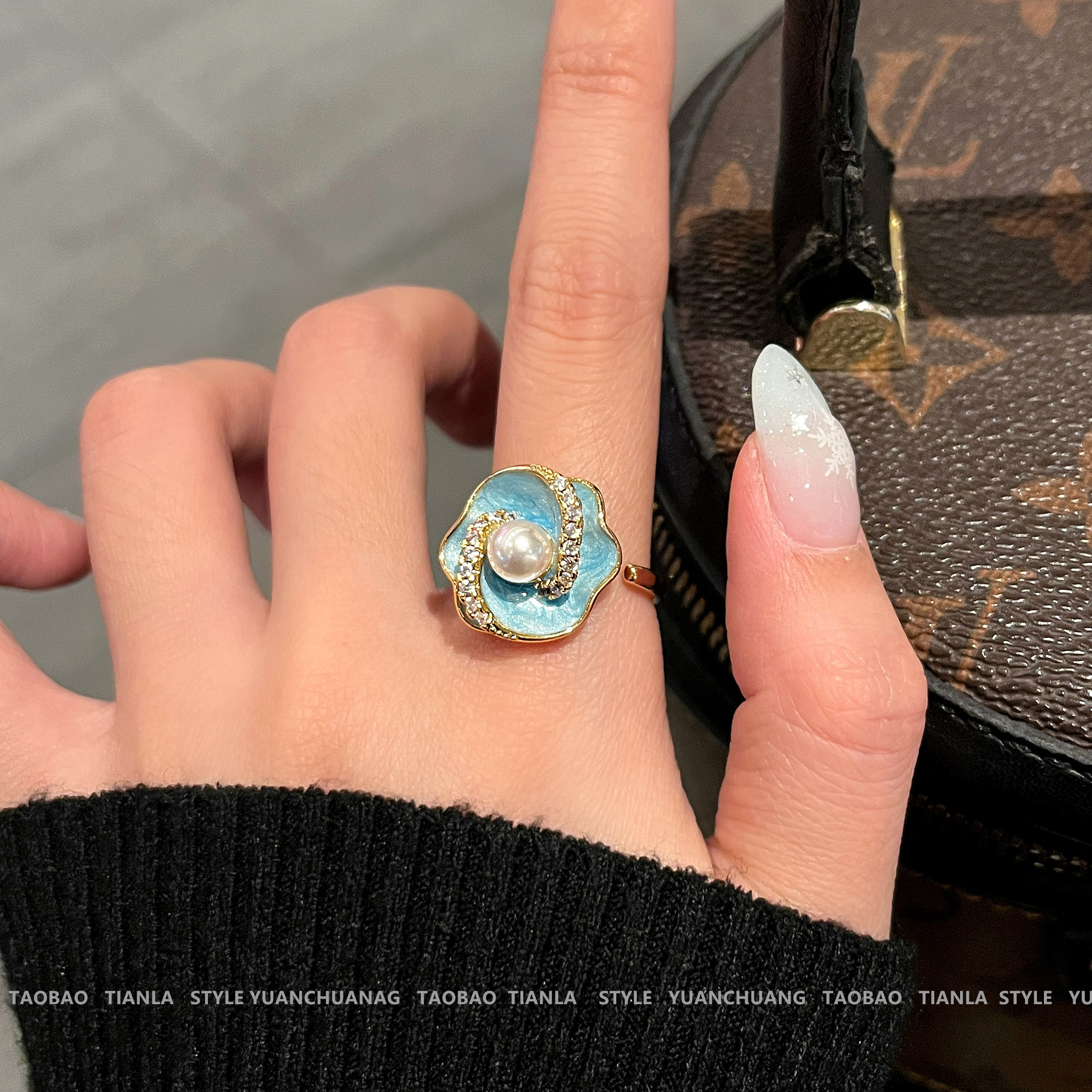 高颜值薄荷叶曼波绿色珍珠戒指女