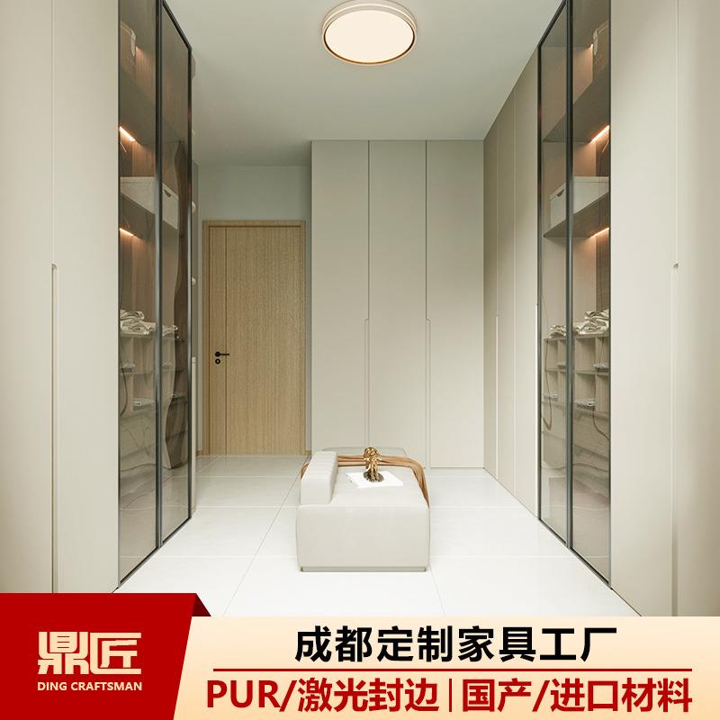 成都全屋定 制衣柜卧室整体轻奢玻璃门步入式衣帽间定 做源头工厂