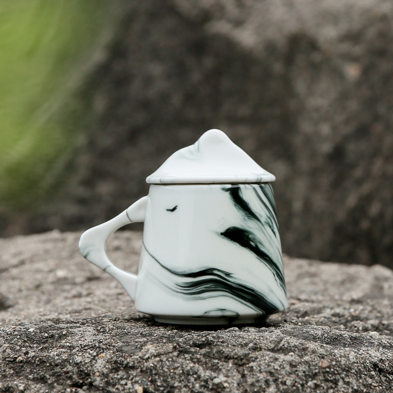简约创意仙山陶瓷马克杯水杯子 手工茶具茶杯办公室水杯防尘带盖