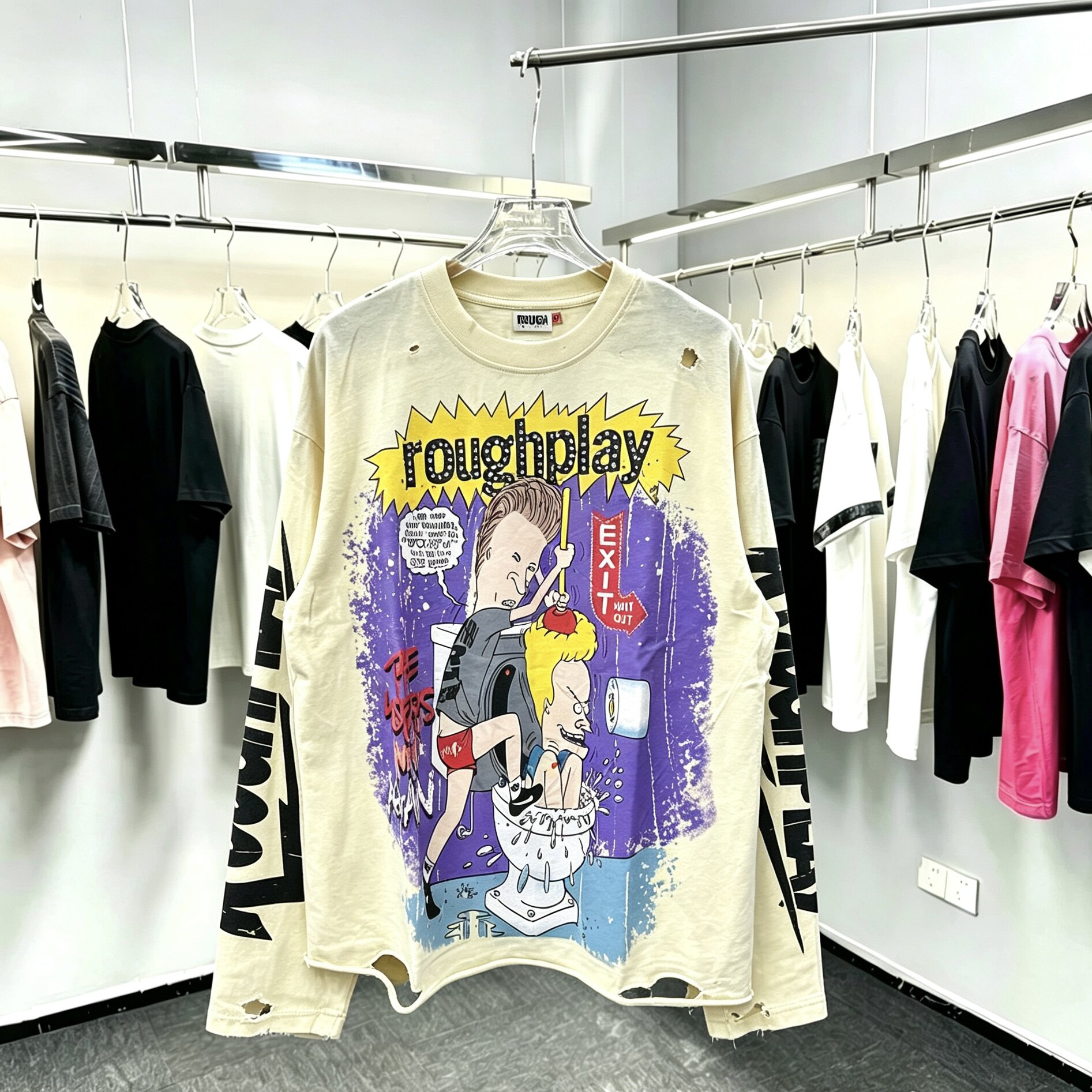 ROUGHPLAY卡通印花烫钻长袖tee美式复古破洞毛边高街宽松情侣T恤