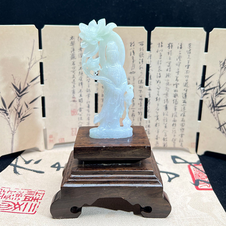 缅甸翡翠A货老坑精雕观音摆件