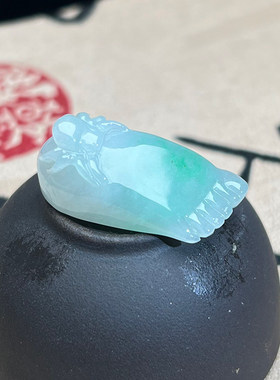 天然缅甸翡翠A货淡绿脚丫知足