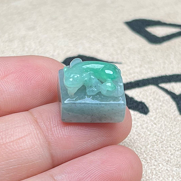 缅甸A货冰糯翡翠貔貅印章招财