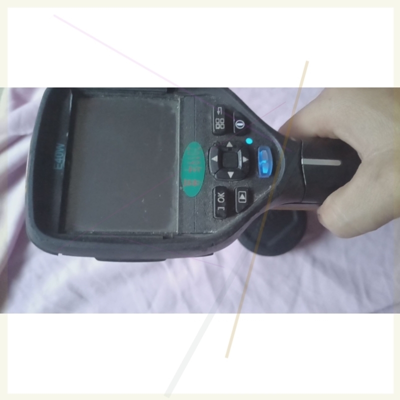 售前询价FLIR菲力尔E40w热像仪 ,开机如视频,电池没电了,实物