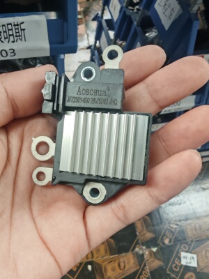 玉柴6M JFZ2703A发电机调节器