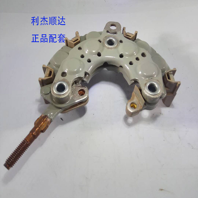 适用于丰田威驰自动挡5A 8A发电机