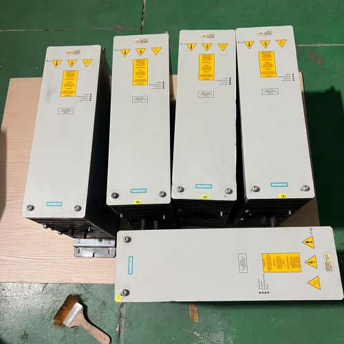 制动单元6SE7032-1HB87-2DA1，