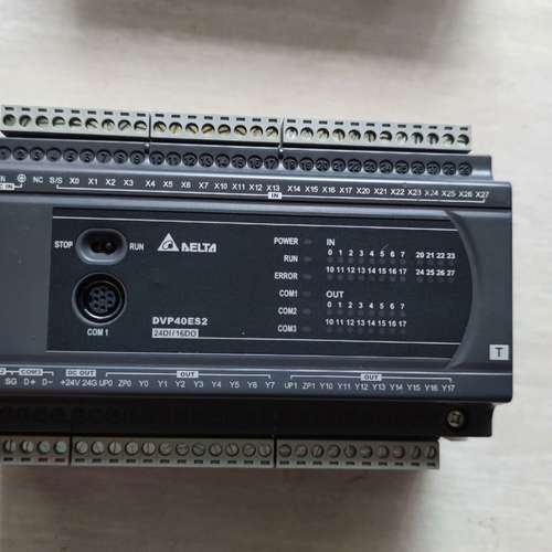 台达PLC DVP40ES200T成色实物图，功能正常