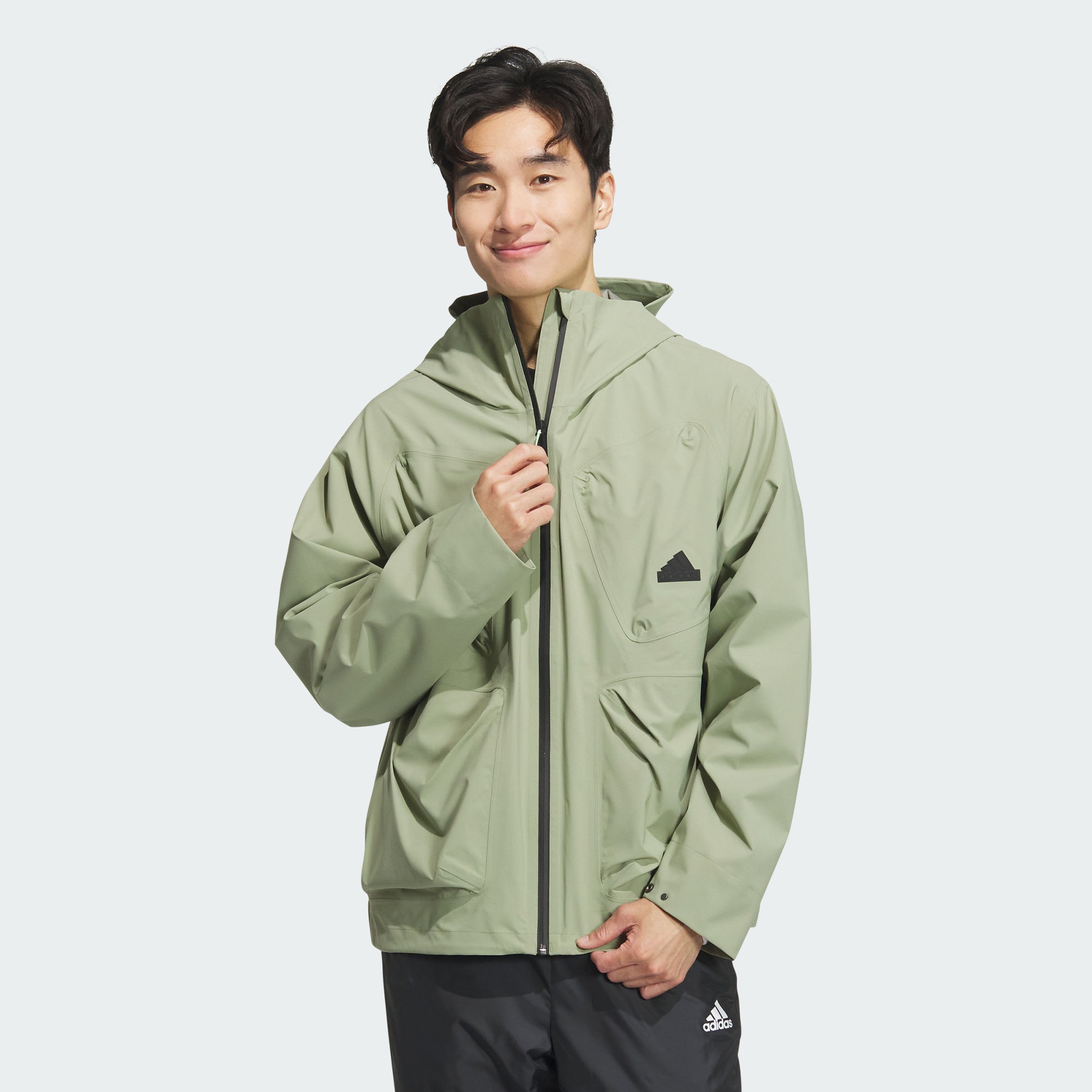 Adidas/阿迪达斯 男子防风运动休闲宽松连帽冲锋衣 JI8670