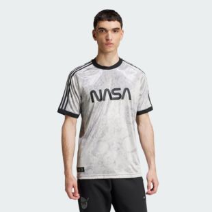 足球短袖 Adidas 阿迪达斯 男子尤文图斯NASA合作款 JE3131 球衣