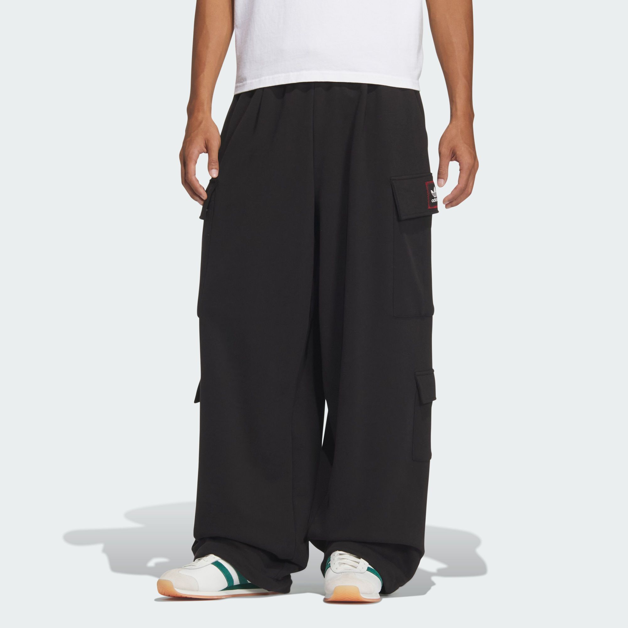 Adidas/阿迪达斯 男女三叶草工装风宽松运动裤 JN0769