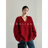 徐大脸吖定制 时髦博主叠穿松弛上衣冬女宽松深V领羊羔毛红色卫衣
