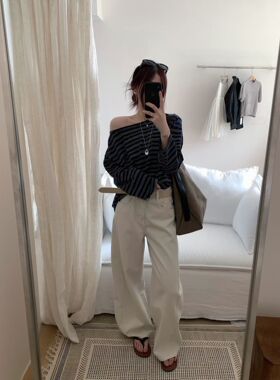斜肩条纹遮肉宽松上衣 高腰米色阔腿裤