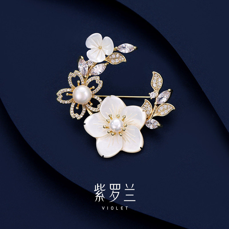 【紫罗兰正版】花枝月胸针高档女珍珠花朵月亮胸花别针生日礼物