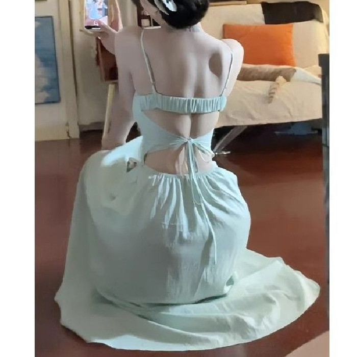 度假旅游穿搭女装薄荷绿色吊带连衣裙度假风收腰露背气质长裙夏季图片