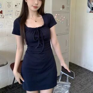 心机小众设计感抽褶方领短裙女夏季小个子收腰显瘦包臀a字连衣裙