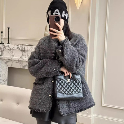 大码胖mm小香风白鹅绒短款外套