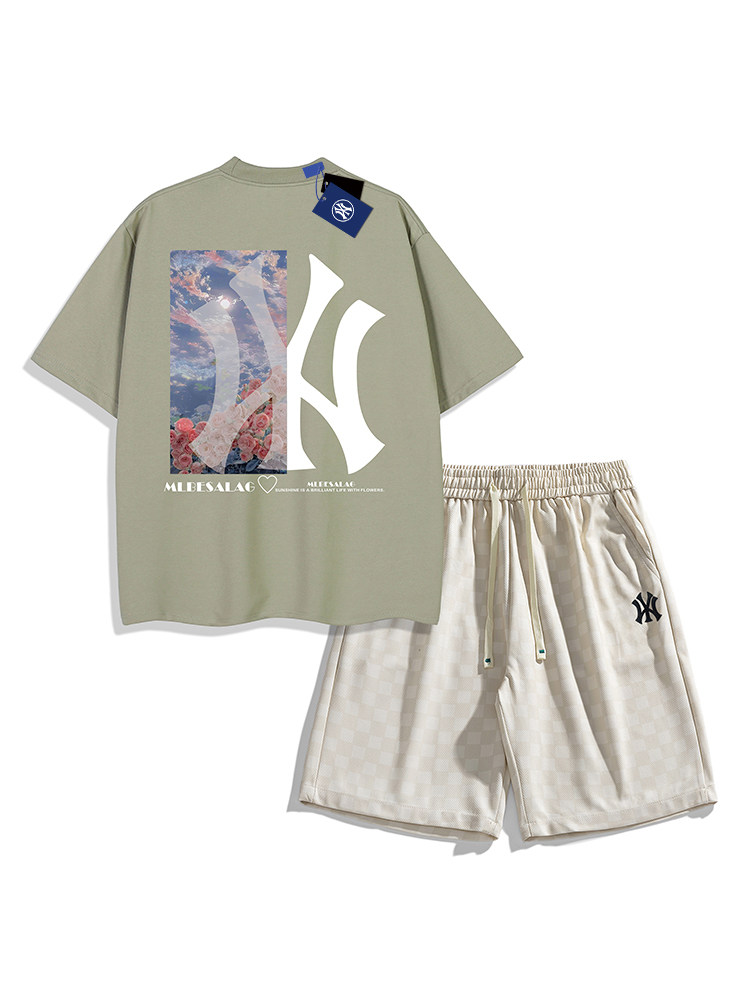 [10% 할인 지역] 아울렛?트렌디 브랜드 반팔 티셔츠 정장 남성 여름 스포츠 상의와 반바지 투피스 세트