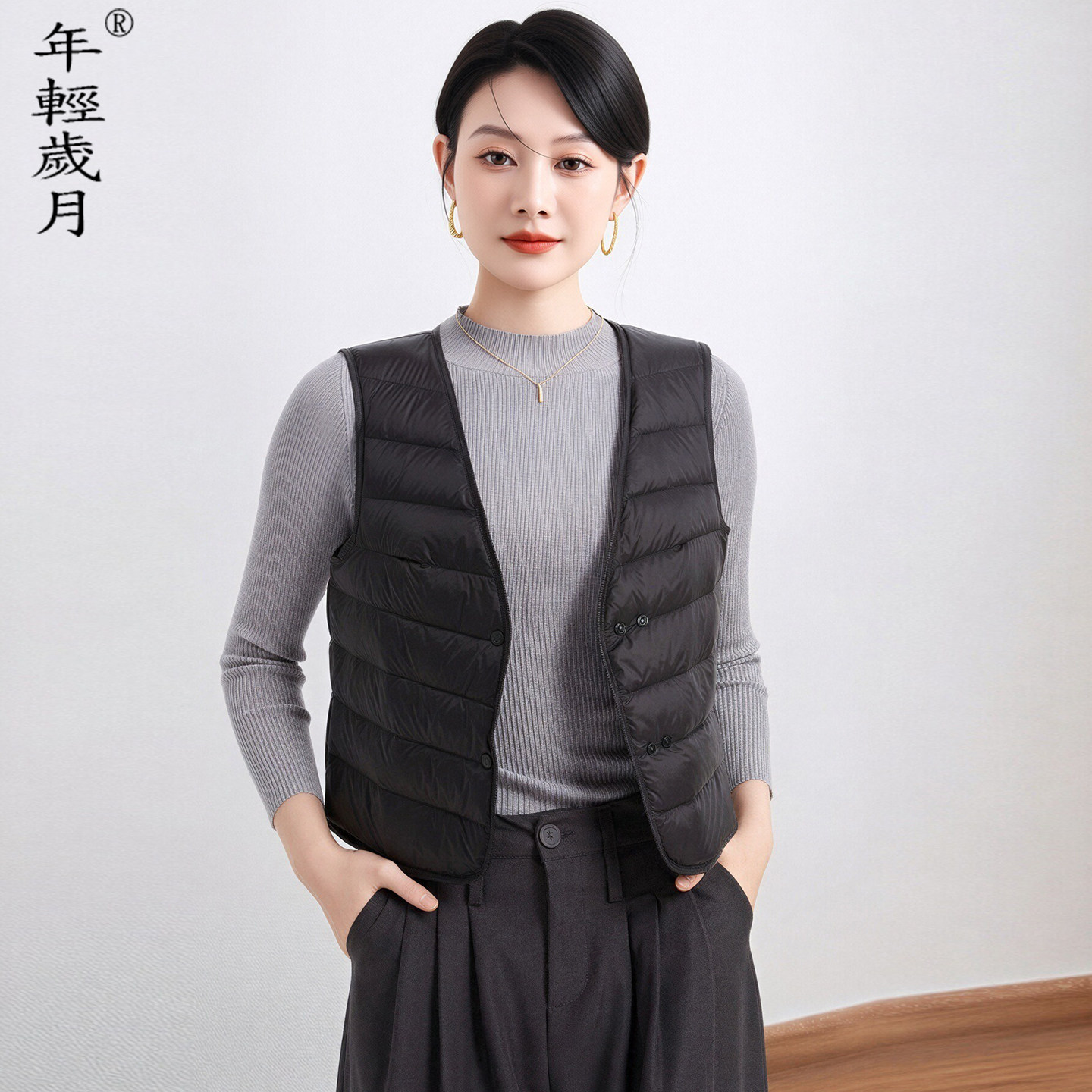 鹅绒轻薄羽绒马甲女短款2026秋新款羽绒内胆保暖内搭背心内穿坎肩