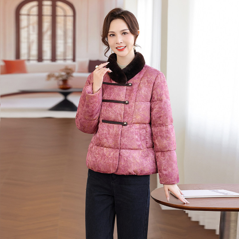 新中式国风白鹅绒羽绒服女短款2025冬季新款中老年妈妈高级感外套