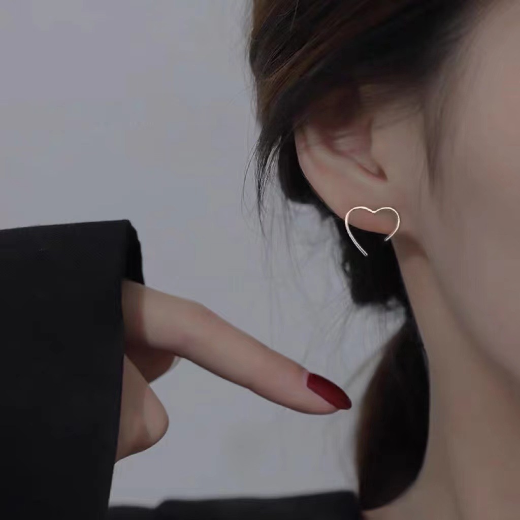 925纯银爱心耳钉女2022年新款潮简约设计感耳环小众气质夸张耳饰