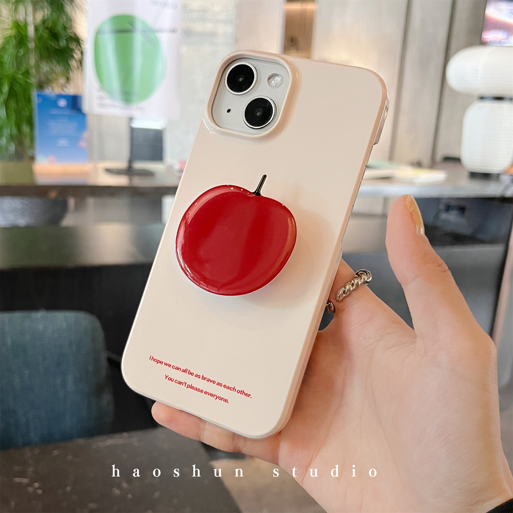 奶白苹果适用于iphone13promax苹果12PRO/11/16pro手机壳光面菲林硬壳苹果15PROMAX/14PRO半包13mini磁吸支架