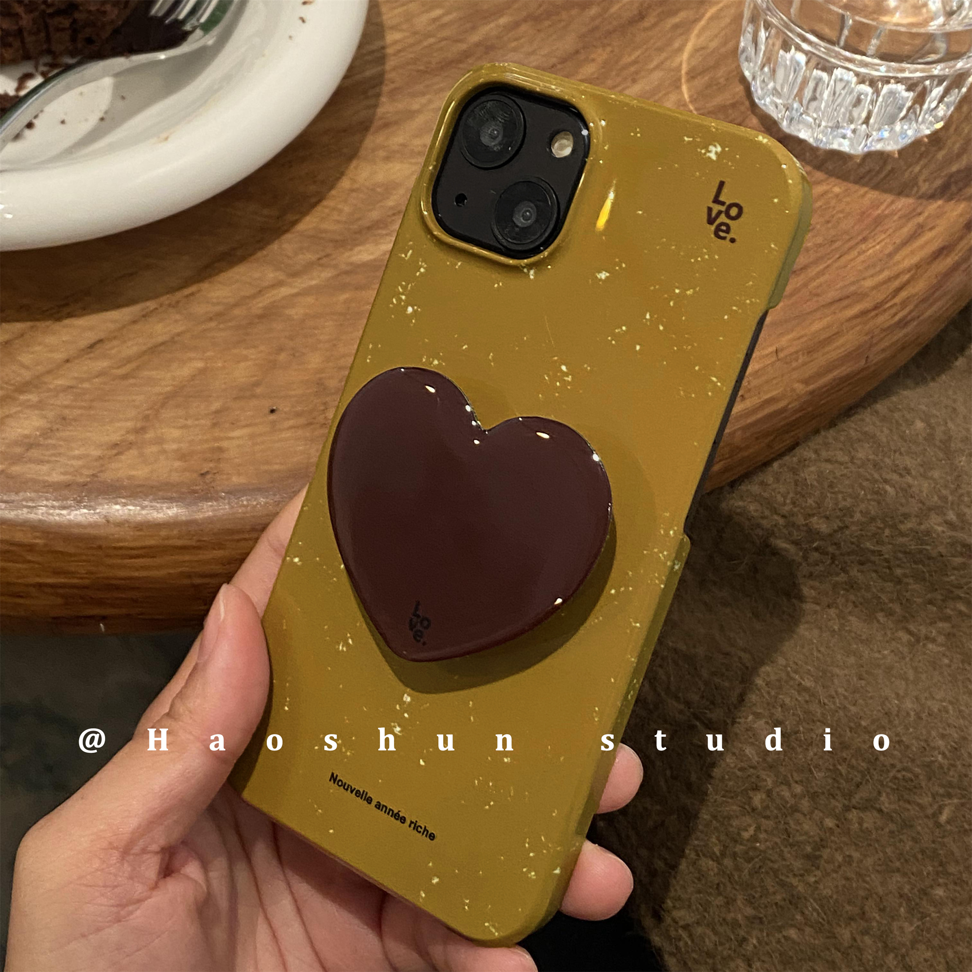 苹果14pro亚克力个性半包手机壳