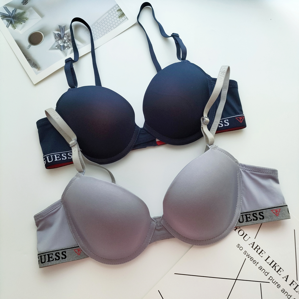 韩国青年深蓝色有钢托聚拢文胸