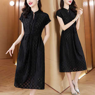 宽松遮肚子高级感黑色短袖 大码 裙子 新款 高端精致连衣裙女2026夏季