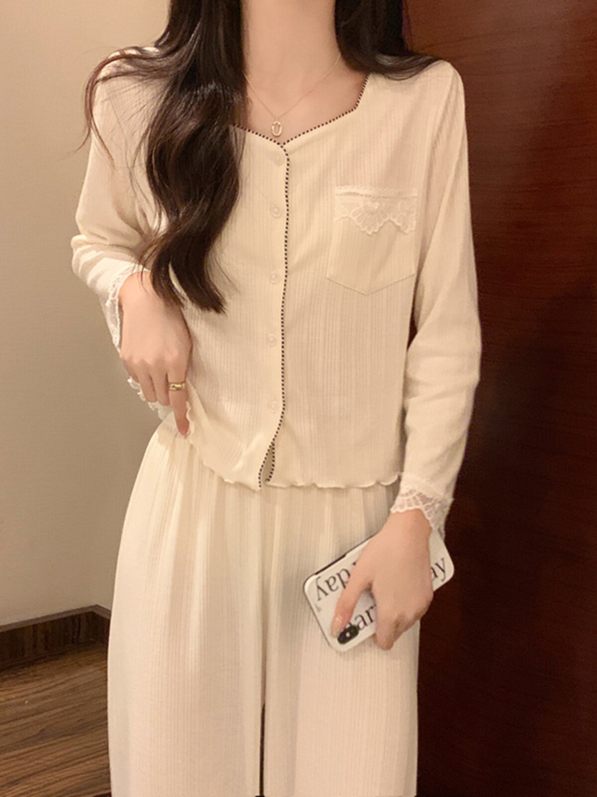 여성용 잠옷 봄 가을 겨울 얇은 순면 긴팔 2024 새로운 인터넷 연예인 순수 정욕 스타일 살구색 홈웨어 세트