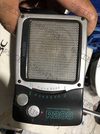 议价 收音机，德生R-208调频/调幅两波段收音机，正常使用，送两