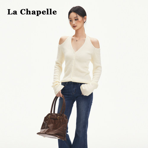 拉夏贝尔挂脖露肩长袖针织衫女